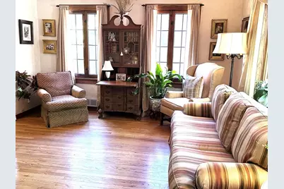 4920 N Newhall St, Whitefish Bay, WI 53217 - Photo 3