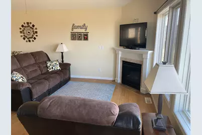 W3676  Highland Dr, Greenfield, WI 54601 - Photo 5