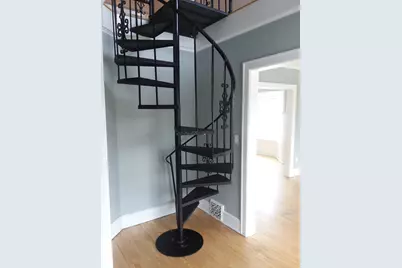 2214 N Holton St #Upper, Milwaukee, WI 53212 - Photo 5