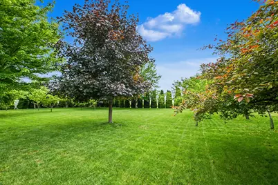 4581 S Quincy Ave, Milwaukee, WI 53207 - Photo 3