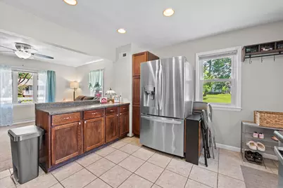 231 E Leonard St, Watertown, WI 53098 - Photo 5