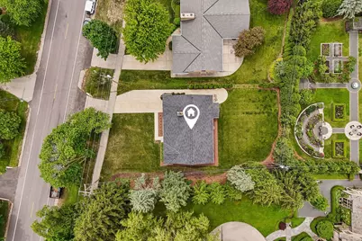 6421 N Lake Dr, Fox Point, WI 53217 - Photo 45