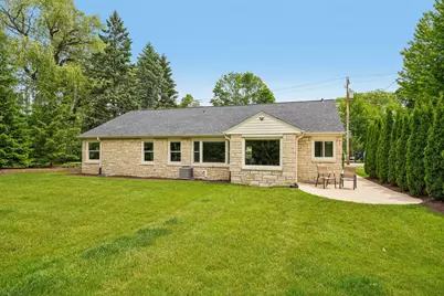 6421 N Lake Dr, Fox Point, WI 53217 - Photo 43