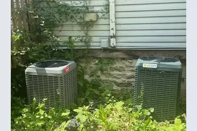 1746 N Cambridge Ave #1750, Milwaukee, WI 53202 - Photo 15