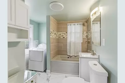 2330 N Hubbard St, Milwaukee, WI 53212 - Photo 27
