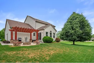 2005  Patrick Ln, Waukesha, WI 53188 - Photo 41