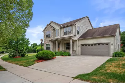 2005  Patrick Ln, Waukesha, WI 53188 - Photo 37