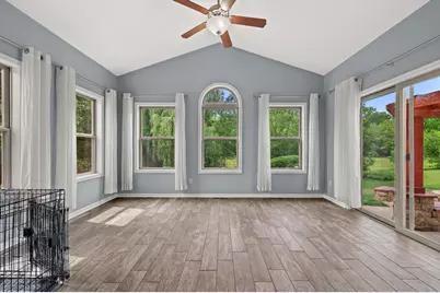 2005  Patrick Ln, Waukesha, WI 53188 - Photo 3