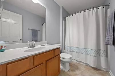 2005  Patrick Ln, Waukesha, WI 53188 - Photo 35