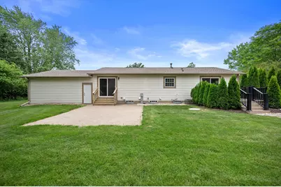 W284N6506  Hawthorne Rd, Hartland, WI 53029 - Photo 25