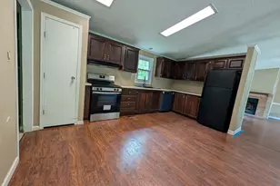 3805 Sheridan Ave, Sheboygan, WI 53081 - Photo 7