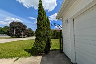 3805 Sheridan Ave, Sheboygan, WI 53081 - Photo 3