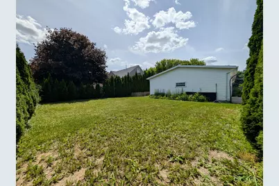 3805  Sheridan Ave, Sheboygan, WI 53081 - Photo 5