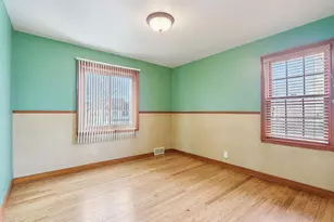 1308 E Tripoli Ave, Milwaukee, WI 53207 - Photo 9