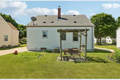 1308 E Tripoli Ave, Milwaukee, WI 53207 - Photo 21