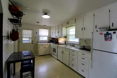 1341  Pershing Ave, Sheboygan, WI 53083 - Photo 9