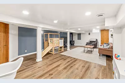 N10W28431  Northview Rd, Delafield, WI 53188 - Photo 25