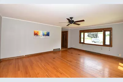 W228S8775  Cherry St, Big Bend, WI 53103 - Photo 5