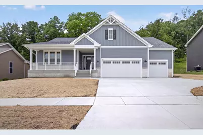 528  Kiddle Ln, Racine, WI 53182 - Photo 1