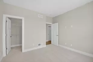 528 Kiddle Ln, Racine, WI 53182 - Photo 9