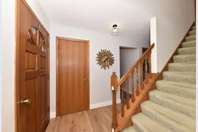 N71W23400  Homestead Rd, Sussex, WI 53089 - Photo 3