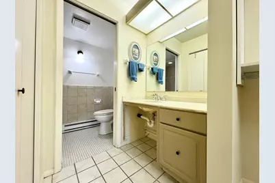 5165 S Root River Pkwy #3, Greenfield, WI 53228 - Photo 21