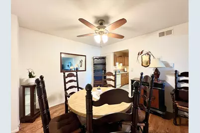 5165 S Root River Pkwy #3, Greenfield, WI 53228 - Photo 9