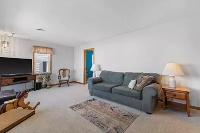 2109  Monroe Ave, Racine, WI 53405 - Photo 7