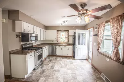 2214  Easy St, Waukesha, WI 53188 - Photo 31