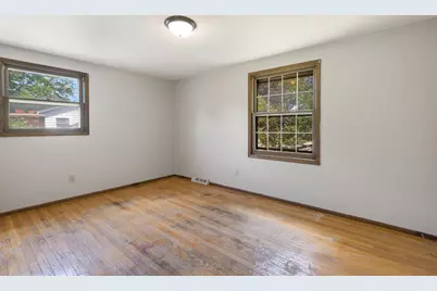 103  Debbie Ct, Waukesha, WI 53189 - Photo 17