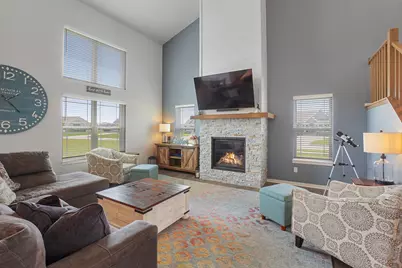 35233  Walleye Ct, Summit, WI 53066 - Photo 5