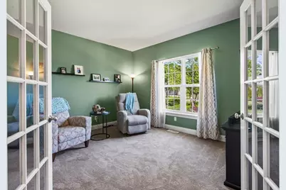 W229N4328  Baker Ct, Pewaukee, WI 53072 - Photo 5