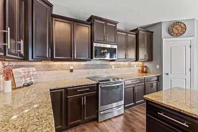W229N4328  Baker Ct, Pewaukee, WI 53072 - Photo 15