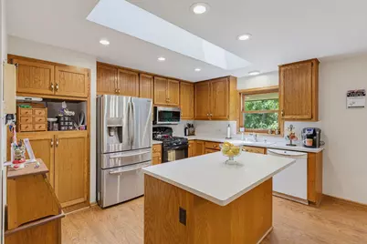 W276S4440  Elk Valley Ct, Waukesha, WI 53189 - Photo 7