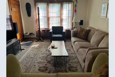 2027 N Cambridge Ave, Milwaukee, WI 53202 - Photo 3