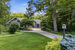 W279N5280 Hanover Hill Ct, Lisbon, WI 53089 - Photo 3