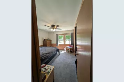 4059 S Alexander Ave, Saint Francis, WI 53235 - Photo 9