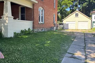 120 S Washington St, Elkhorn, WI 53121 - Photo 3