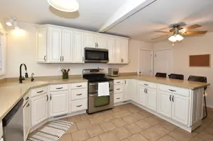 1215 W Kay St, Whitewater, WI 53190 - Photo 7