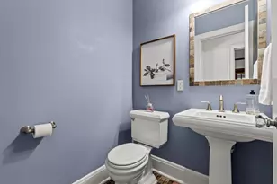 4637 N Murray Ave, Whitefish Bay, WI 53211 - Photo 23