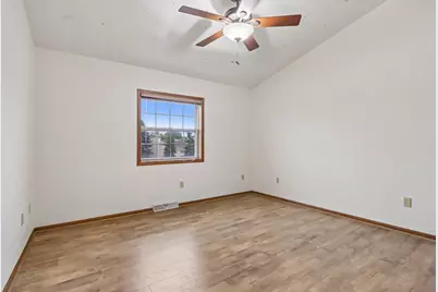 325  Kristin Ct, Brookfield, WI 53045 - Photo 29