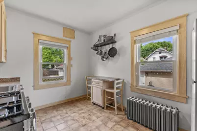 3416 S Delaware Ave, Milwaukee, WI 53207 - Photo 15