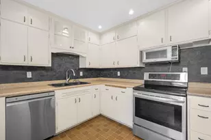 N86W17451 Joss Pl, Menomonee Falls, WI 53051 - Photo 13