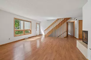15661 W Ridge Rd, New Berlin, WI 53151 - Photo 3