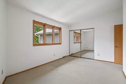 15661 W Ridge Rd, New Berlin, WI 53151 - Photo 21