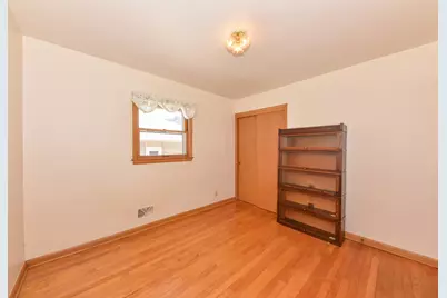 3426 E Whittaker Ave, Cudahy, WI 53110 - Photo 25