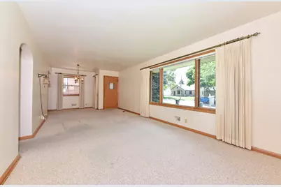 3426 E Whittaker Ave, Cudahy, WI 53110 - Photo 13