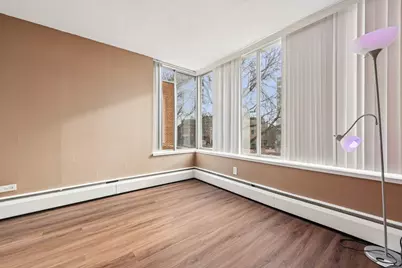 1409 N Prospect Ave #302, Milwaukee, WI 53202 - Photo 13