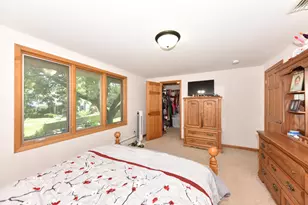 W154N8105 Elm Ln, Menomonee Falls, WI 53051 - Photo 15