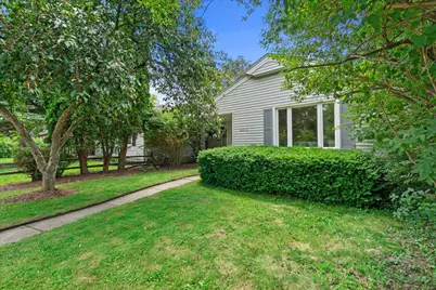 4913 N Navajo Ave, Glendale, WI 53217 - Photo 3